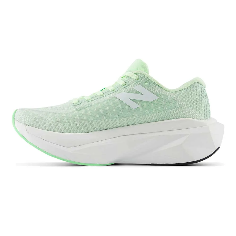 Women's FuelCell SuperComp Trainer v3 Running Shoe - Melon Water/Clay Ash - Regular (B) square - toe shoes